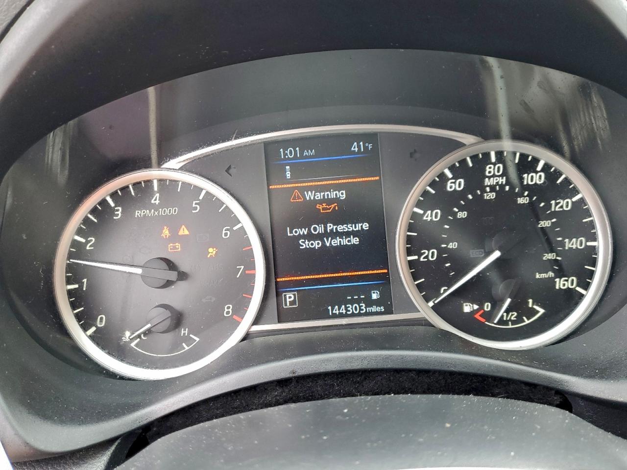 Nissan Sentra S Image 4