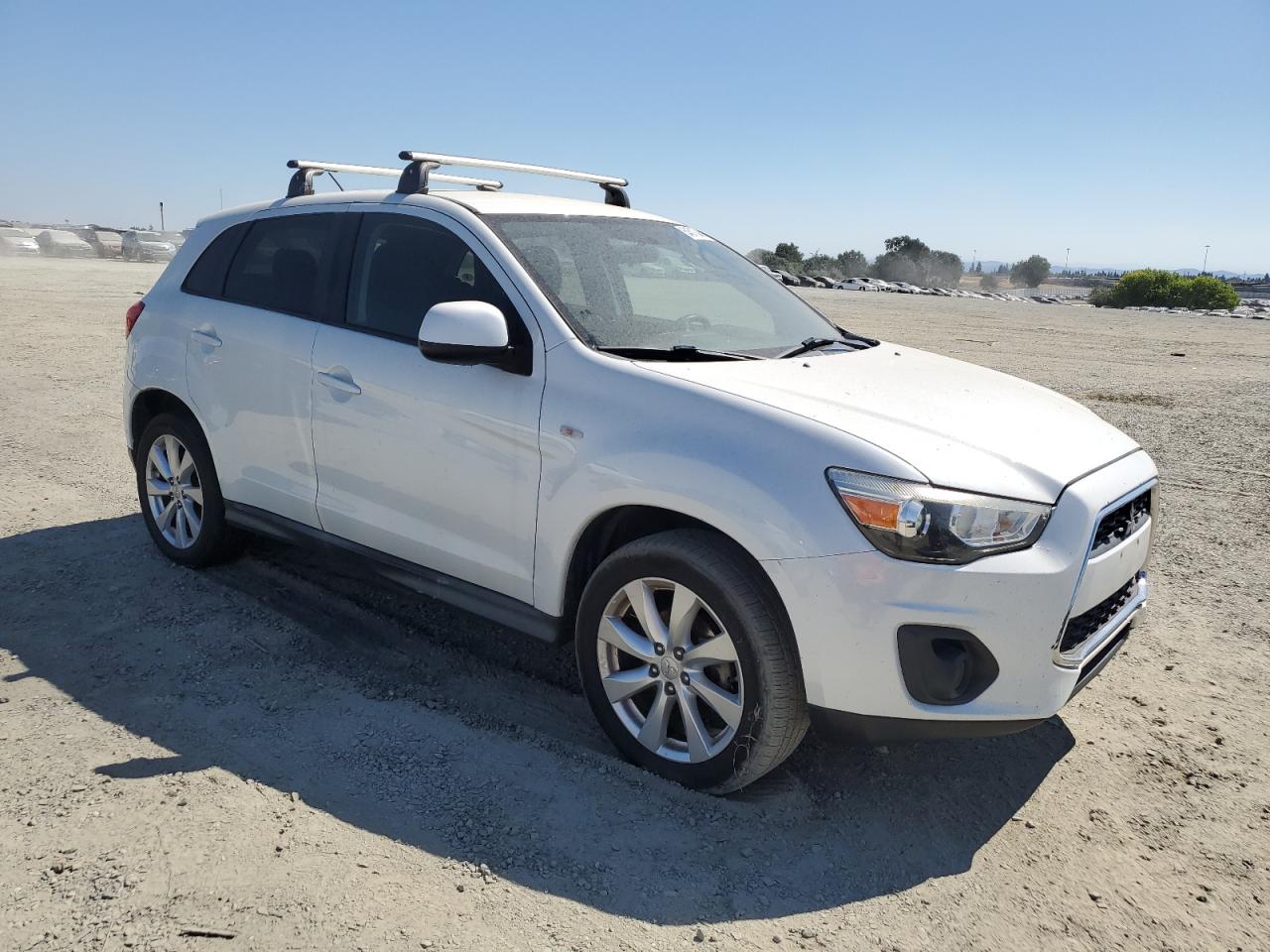 Mitsubishi Outlander Es Image 2