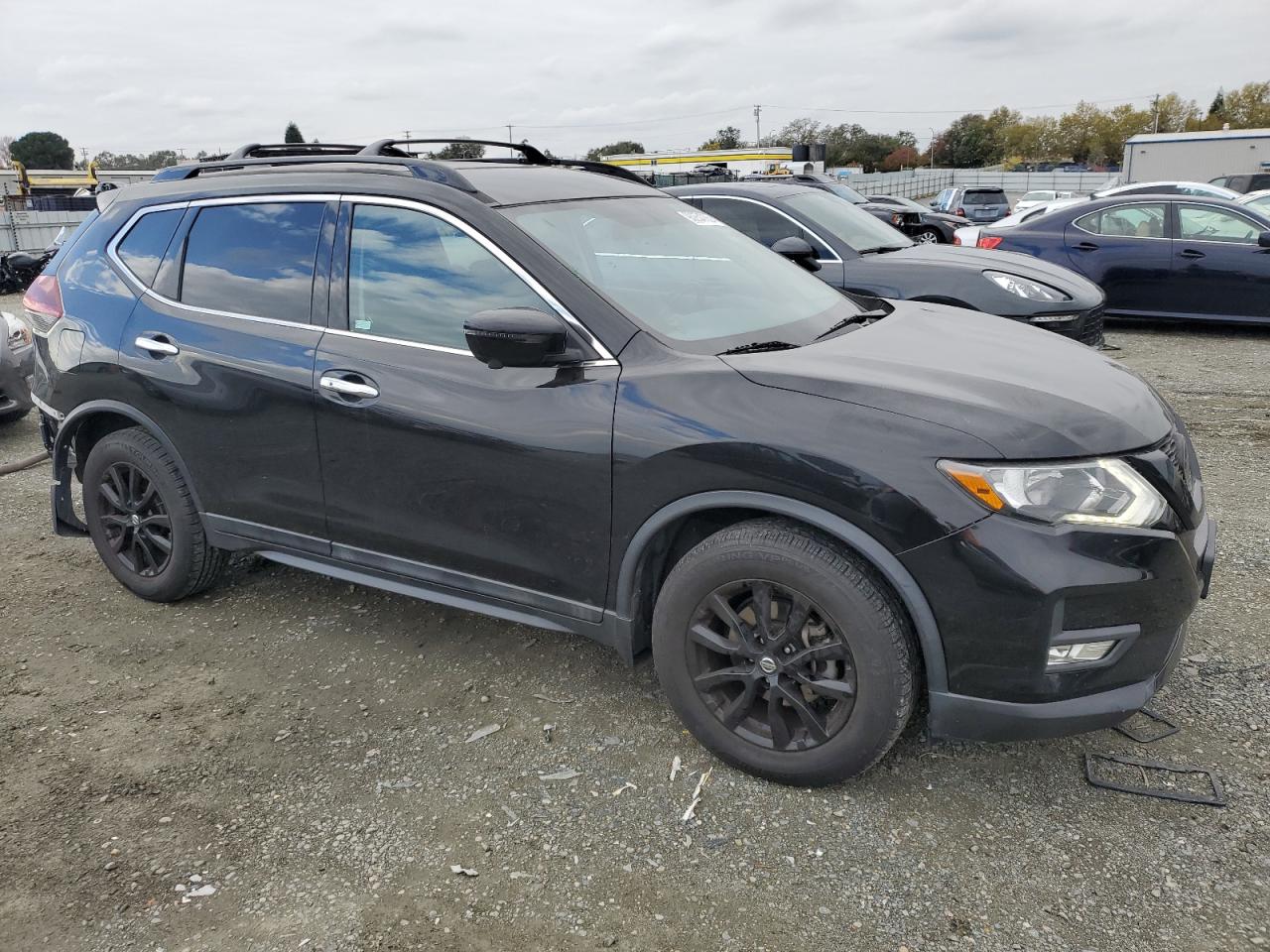 Nissan Rogue S Image 13