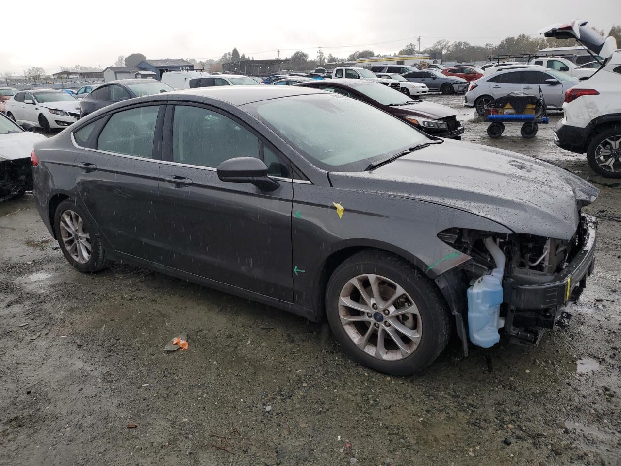 Ford Fusion Se Image 11