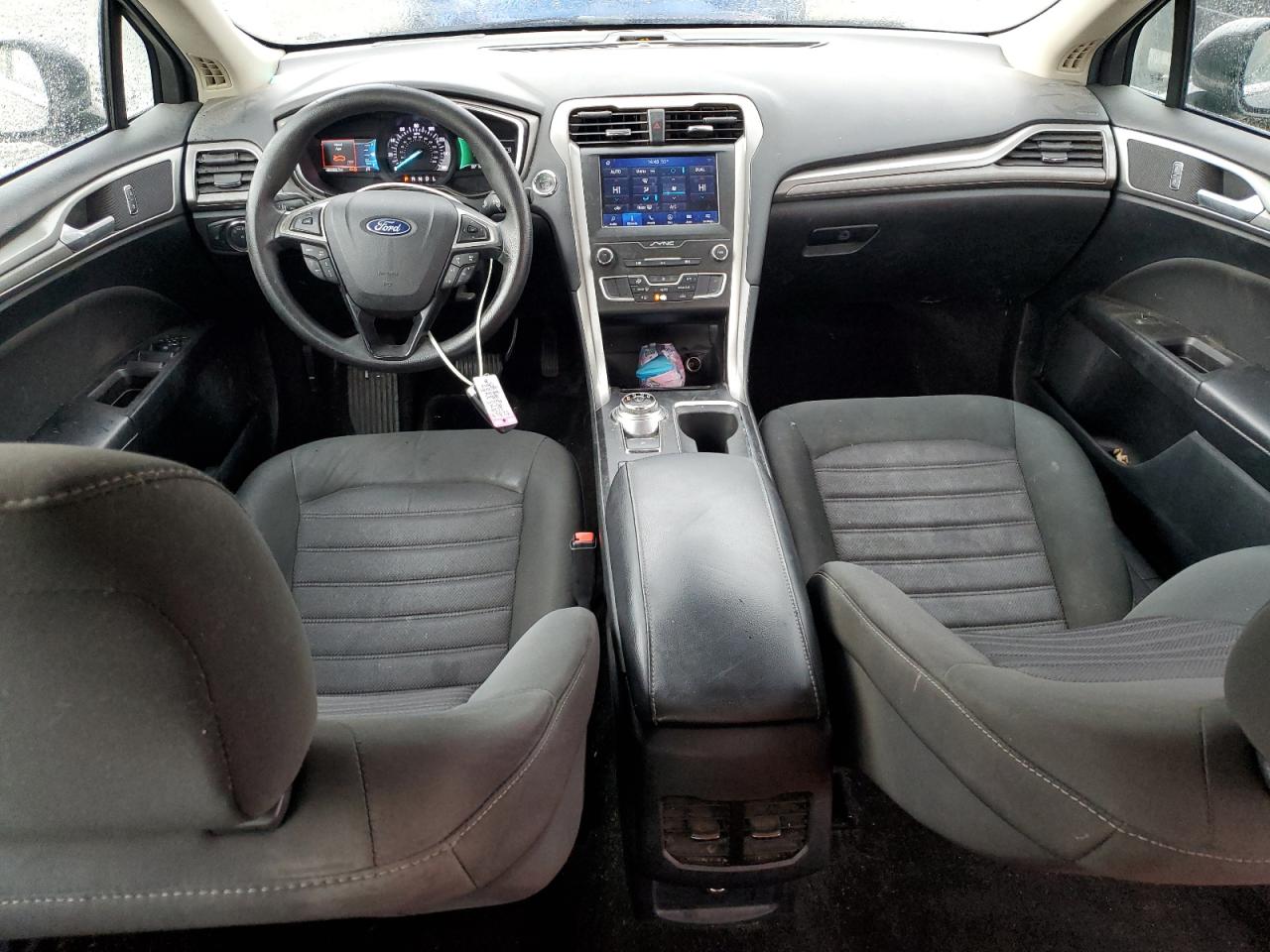 Ford Fusion Se Image 7