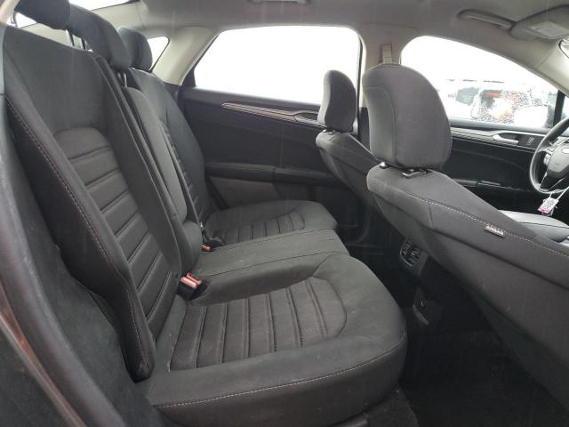 Ford Fusion Se Image 6