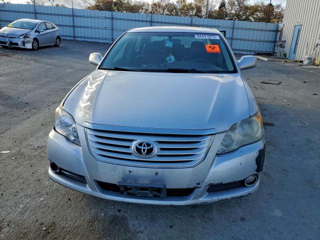 Toyota Avalon Xl Image 7