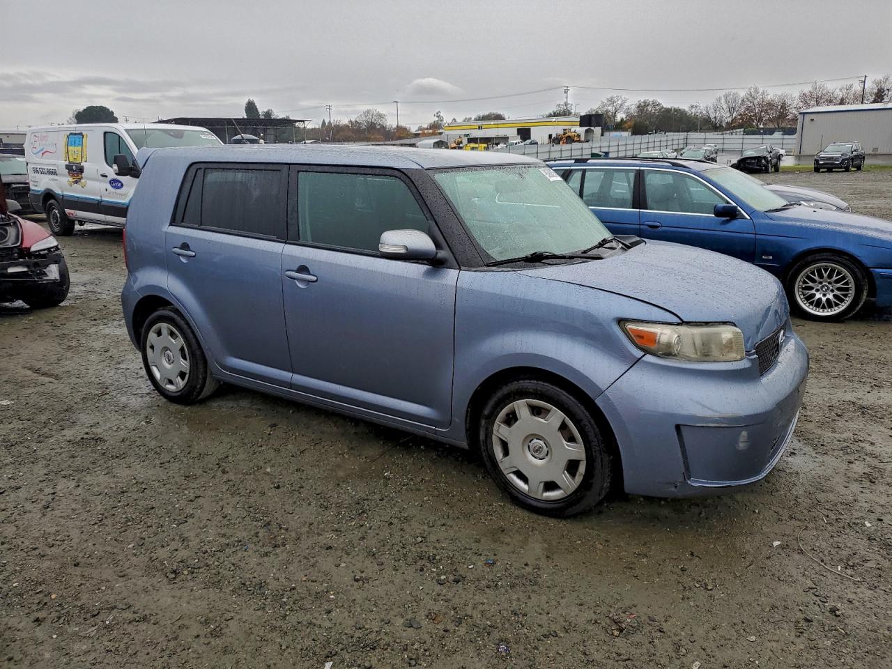 Toyota Scion Xb Image 6