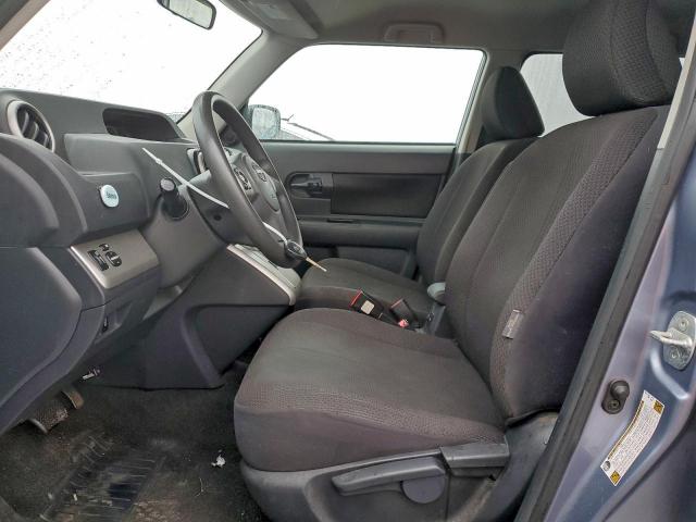 Toyota Scion Xb Image 4