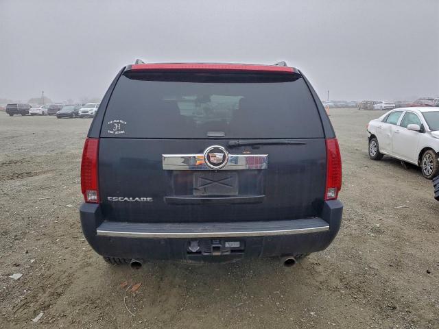 Cadillac Escalade Luxury Image 2