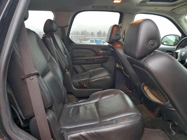 Cadillac Escalade Luxury Image 5