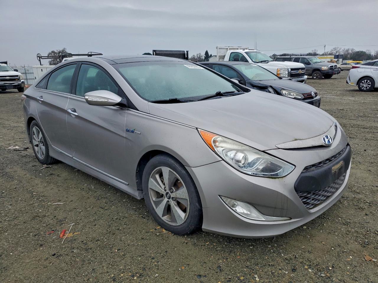 Hyundai SONATA Hybrid Image 10