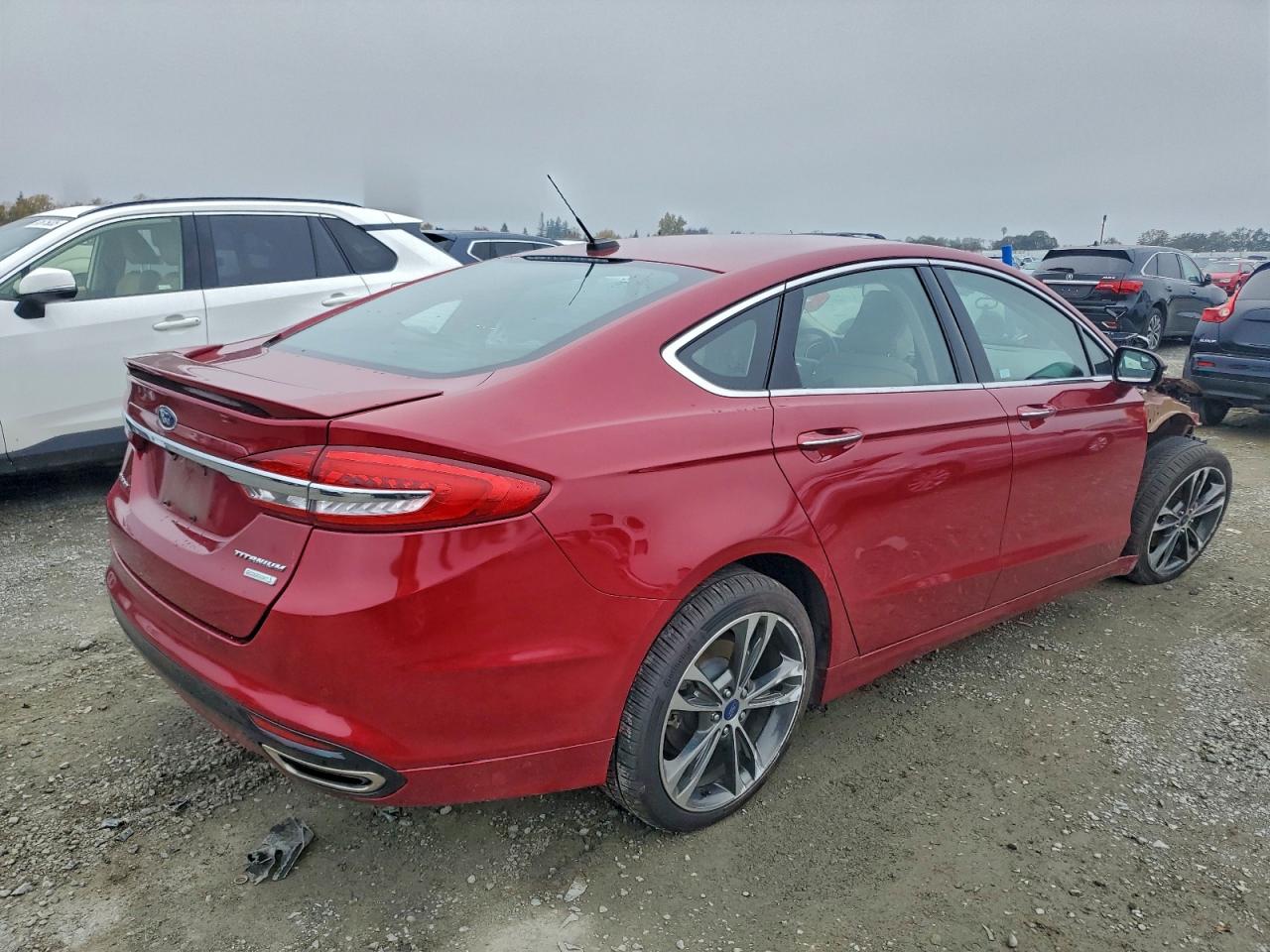 Ford Fusion Titanium Image 6
