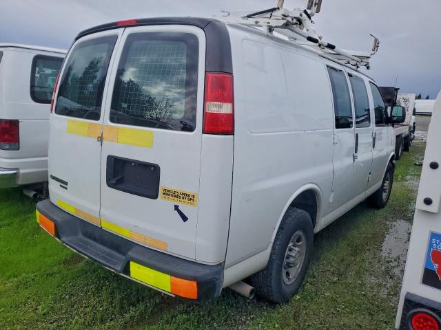 Chevrolet Express Image 7