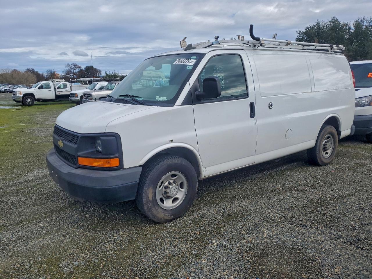Chevrolet Express Image 1