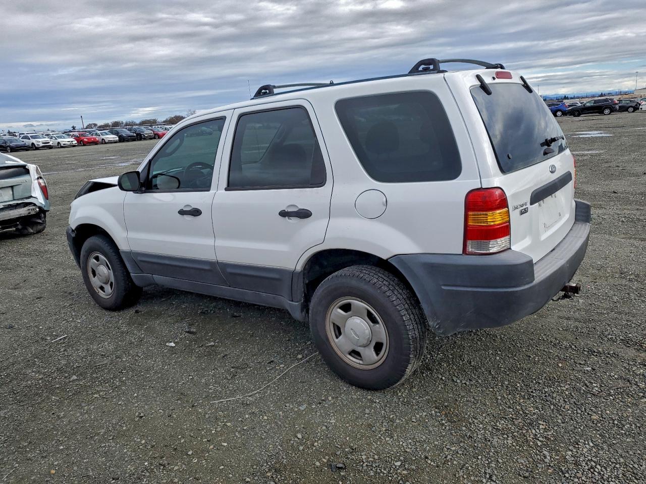 Ford Escape Xls Image 2