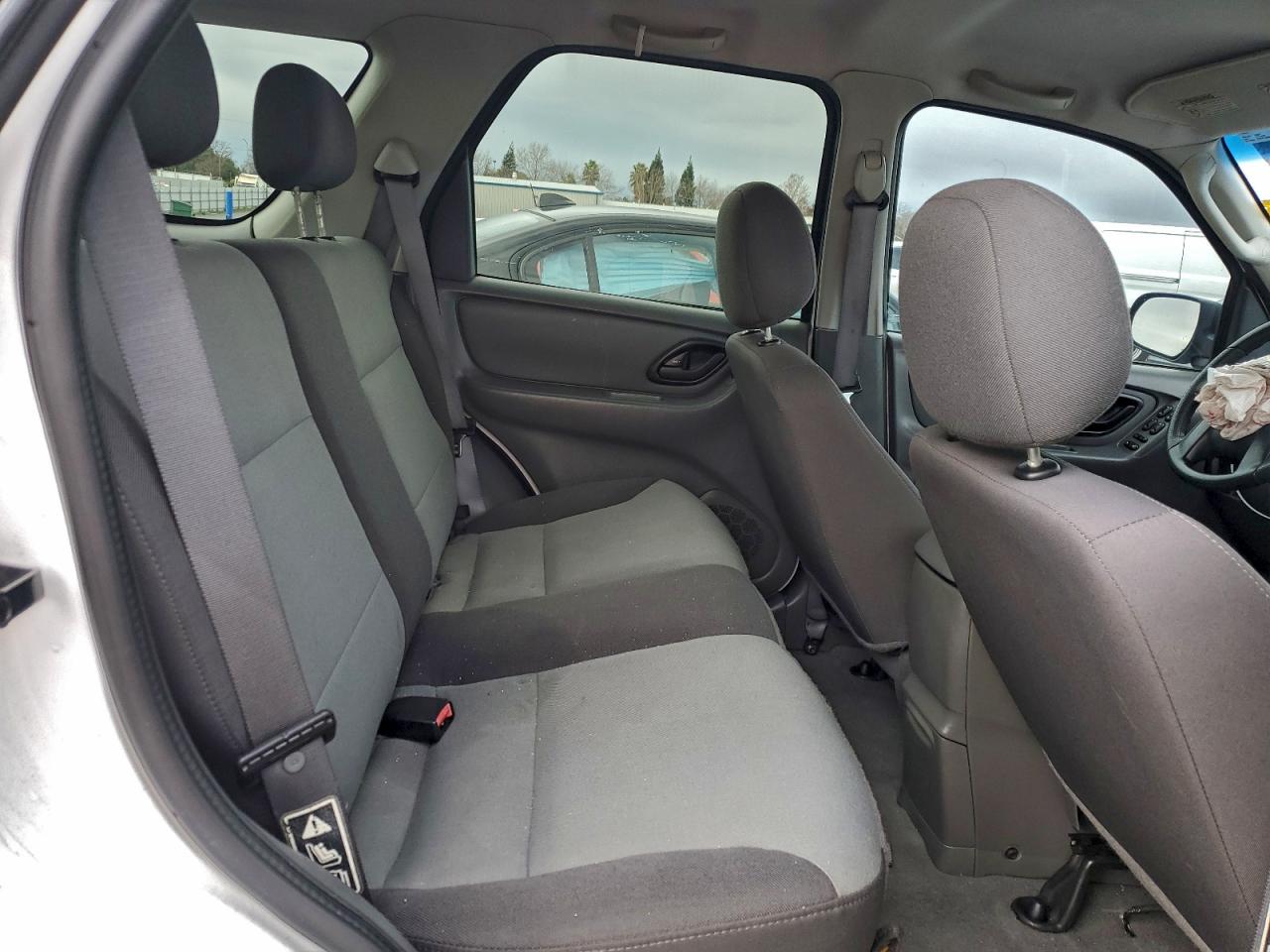 Ford Escape Xls Image 7