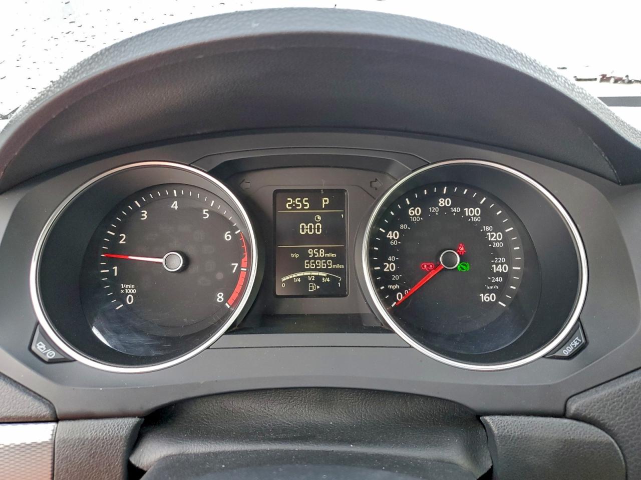 Volkswagen Jetta S Image 12