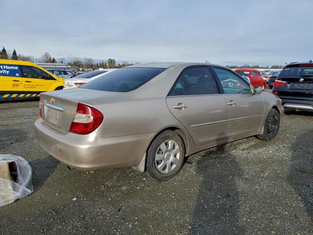 Toyota Camry Le Image 10