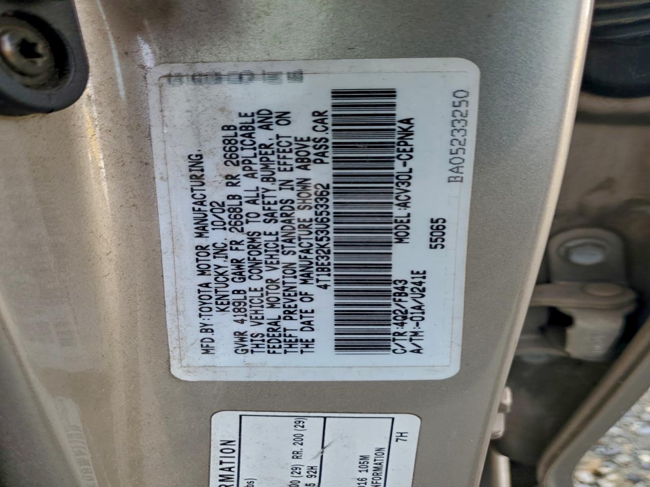 Toyota Camry Le Image 5