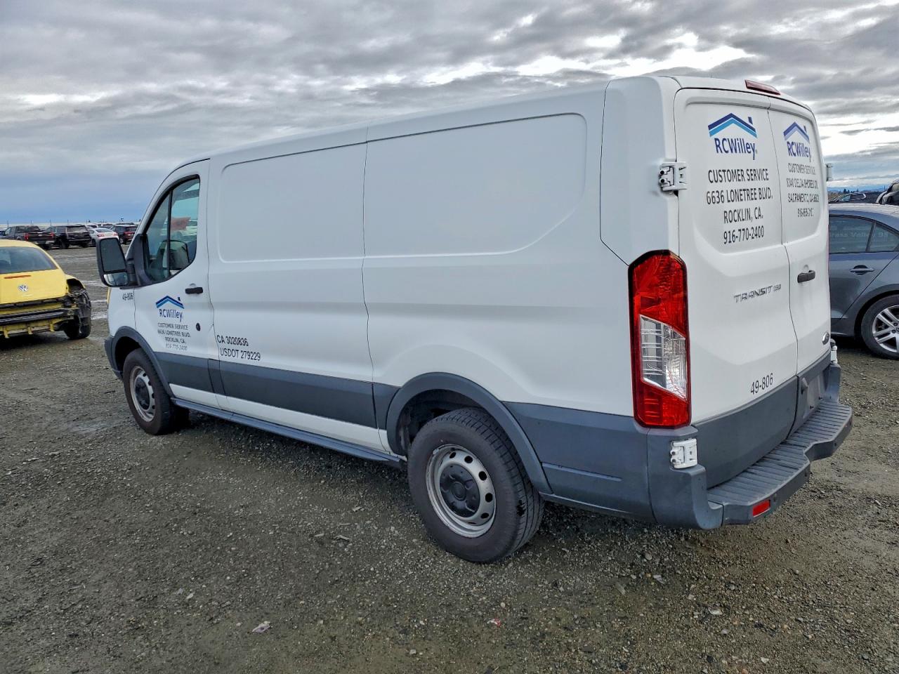 Ford Transit T-150 Image 2
