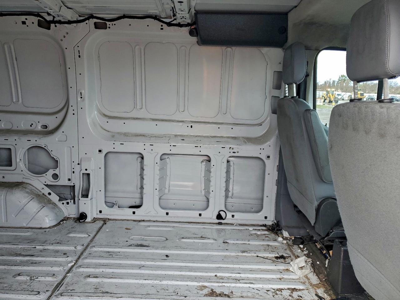 Ford Transit T-150 Image 13