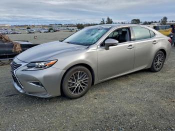  Salvage Lexus Es