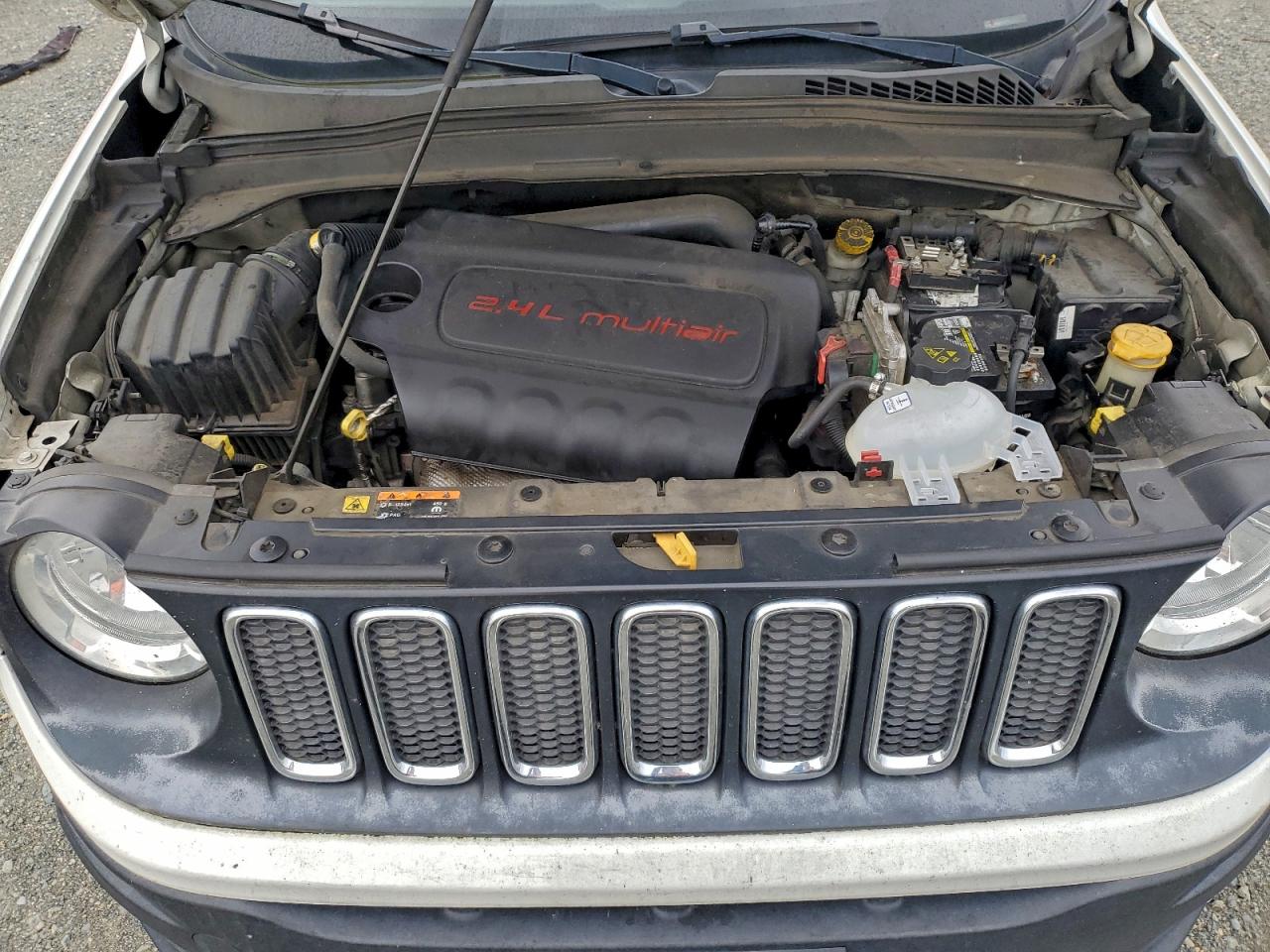 Jeep Renegade Sport Image 7