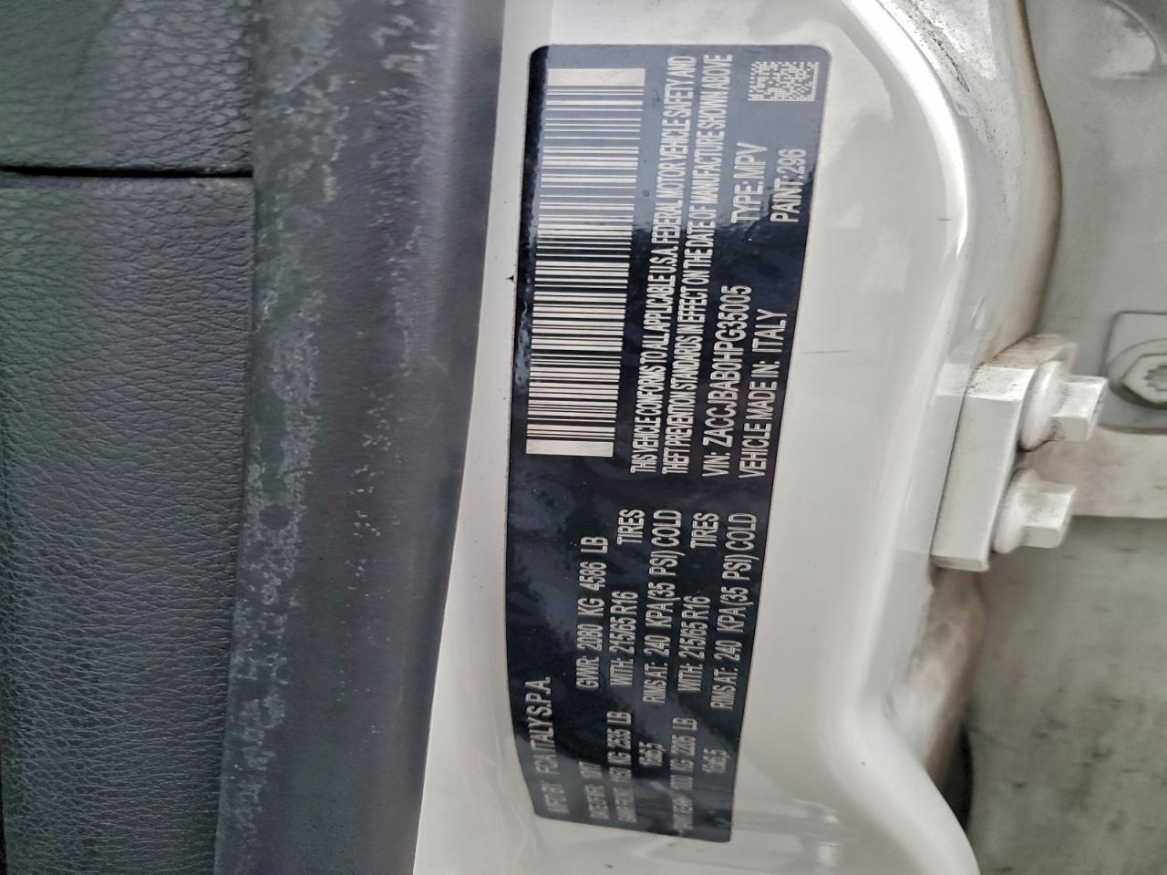 Jeep Renegade Sport Image 12