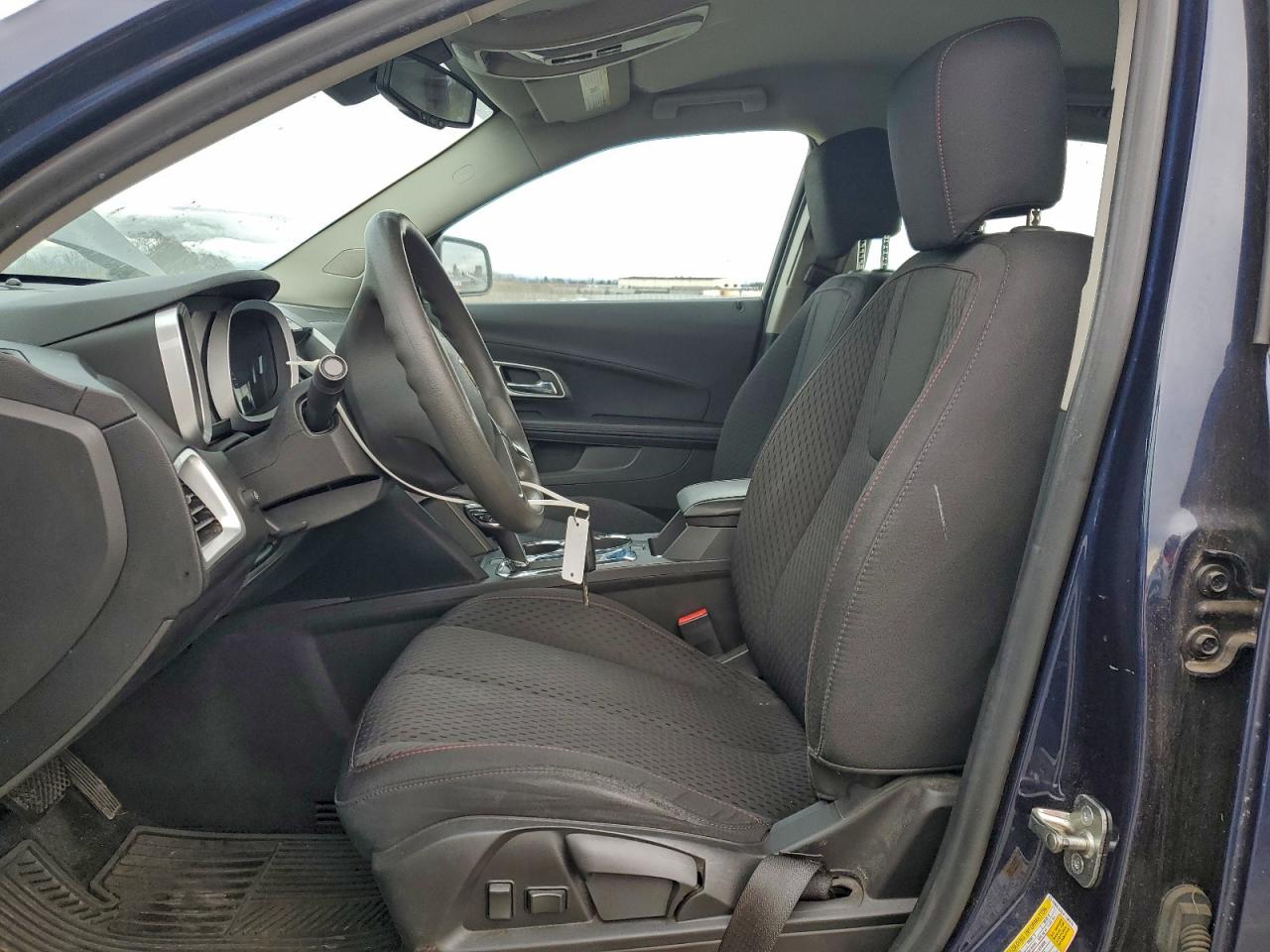 Chevrolet Equinox Ls Image 2