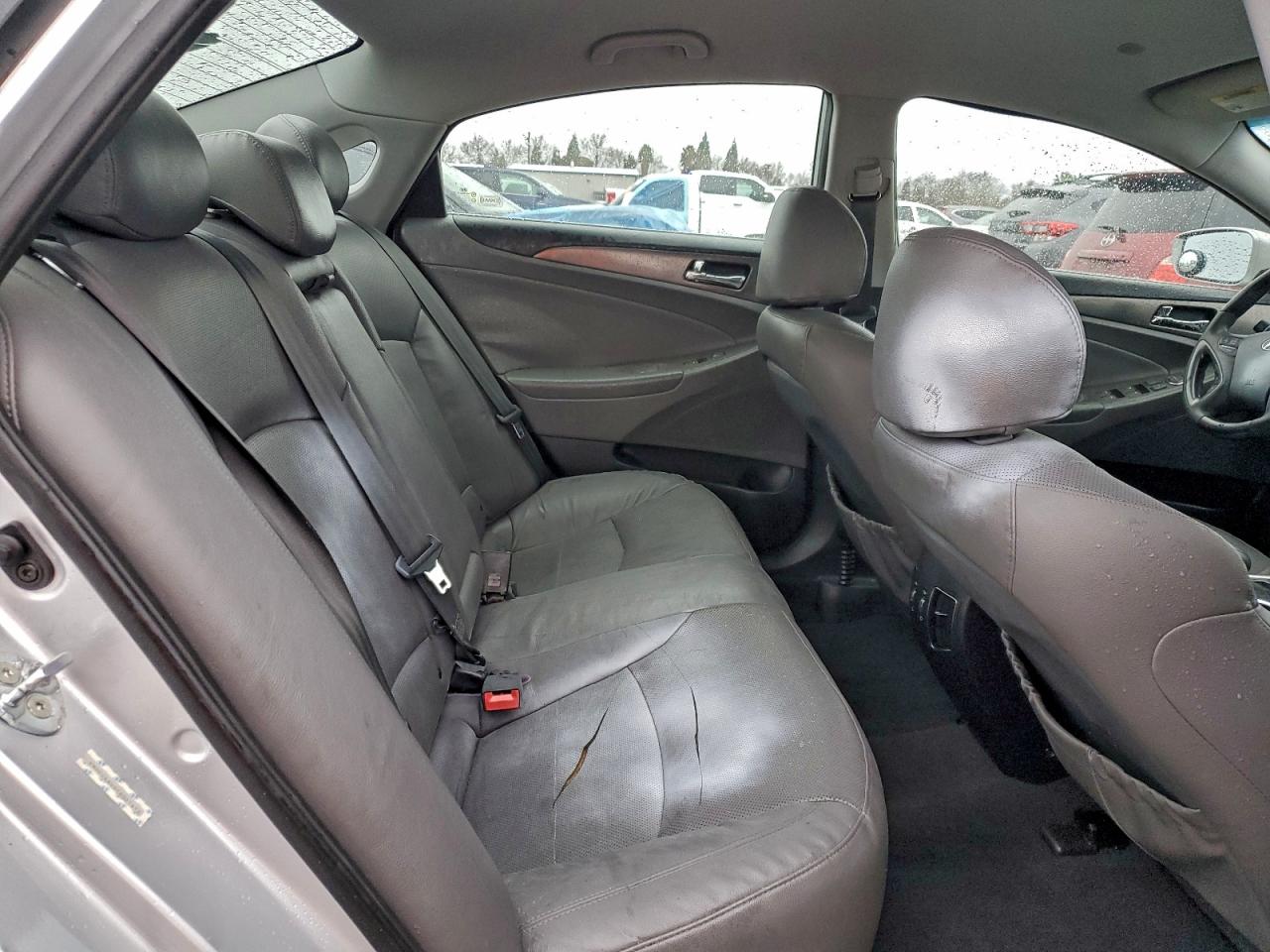 Hyundai SONATA Hybrid Image 9