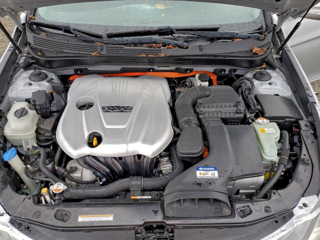 Hyundai SONATA Hybrid Image 11