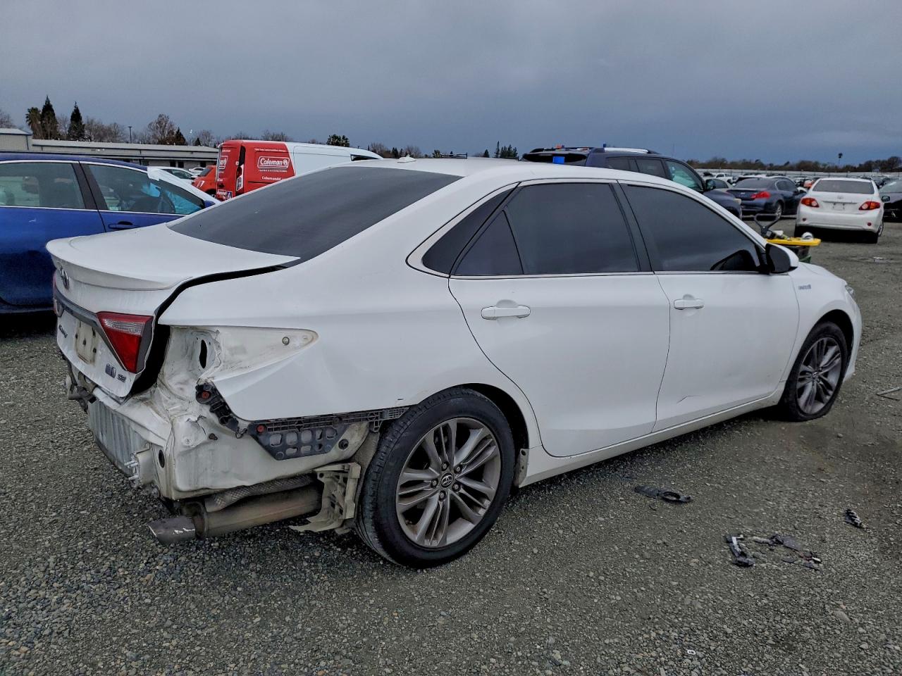 Toyota Camry Hybrid Image 2