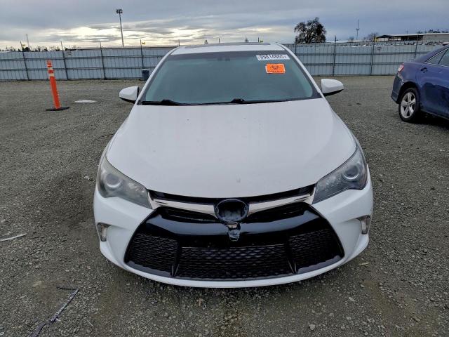 Toyota Camry Hybrid Image 4