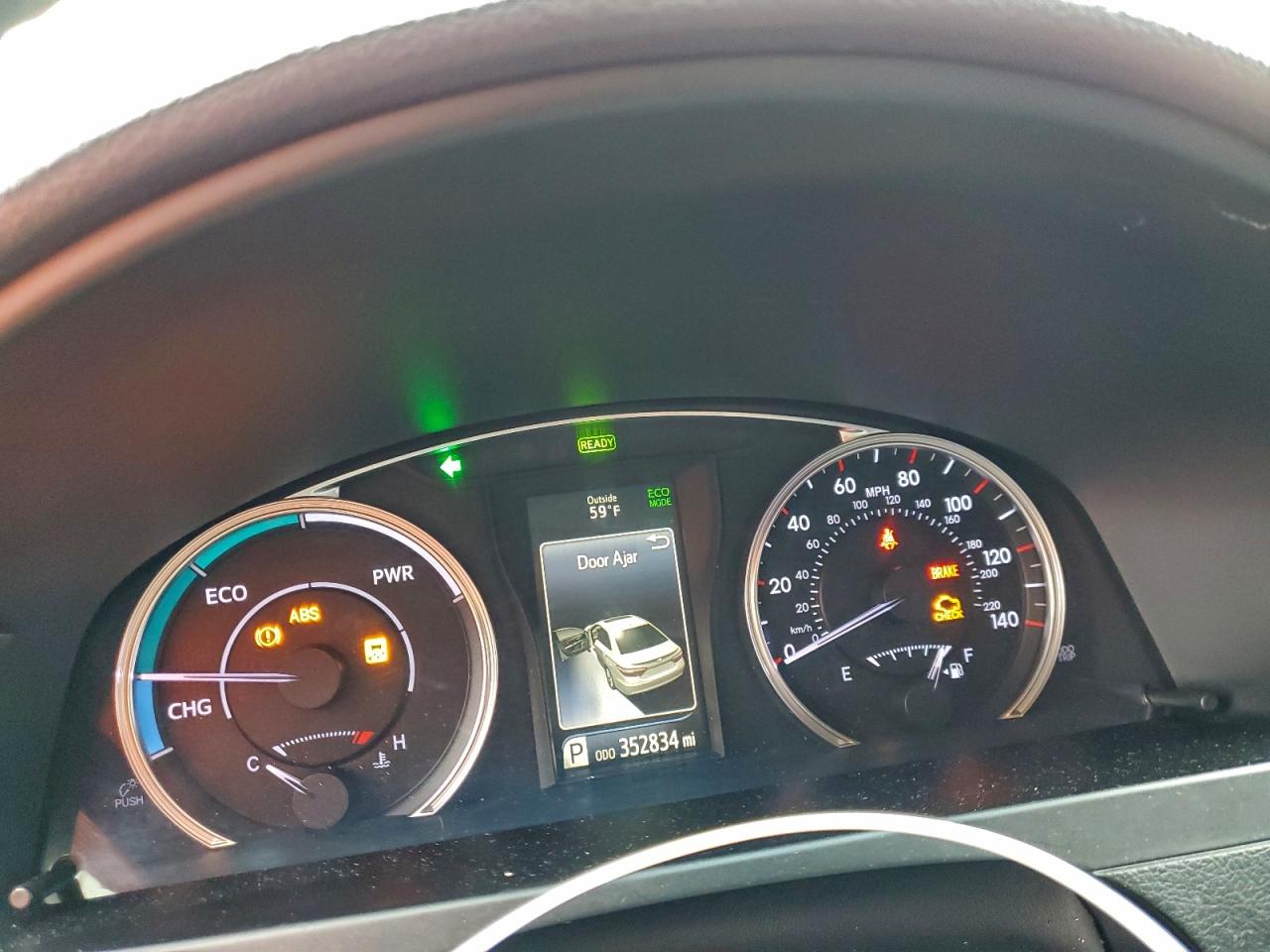 Toyota Camry Hybrid Image 11