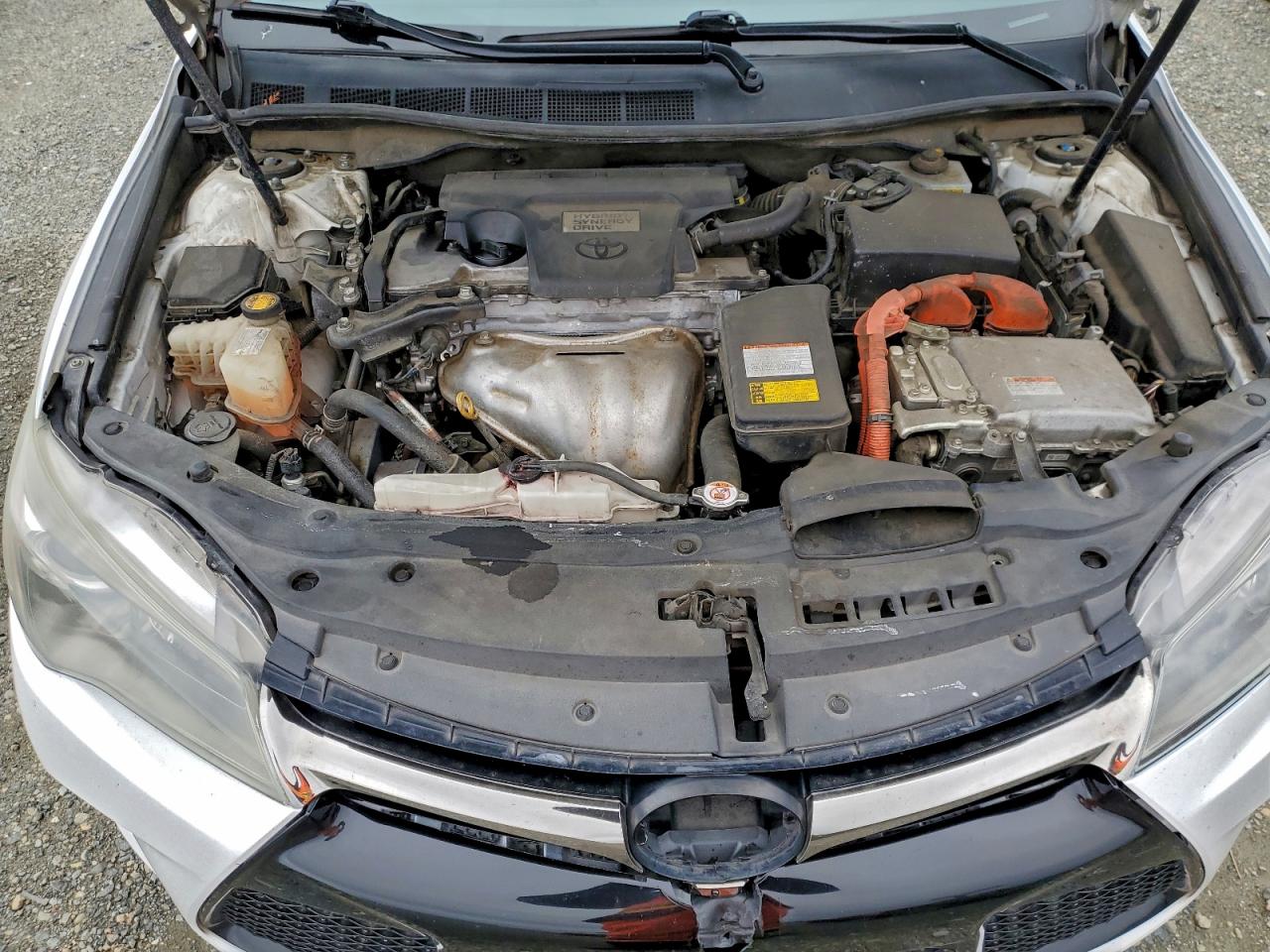 Toyota Camry Hybrid Image 9