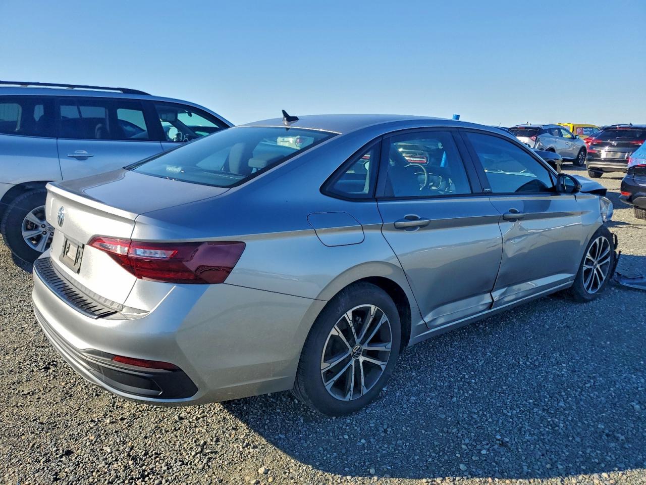 Volkswagen Jetta Sport Image 2