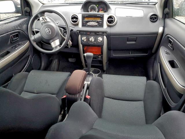 Toyota Scion Image 10