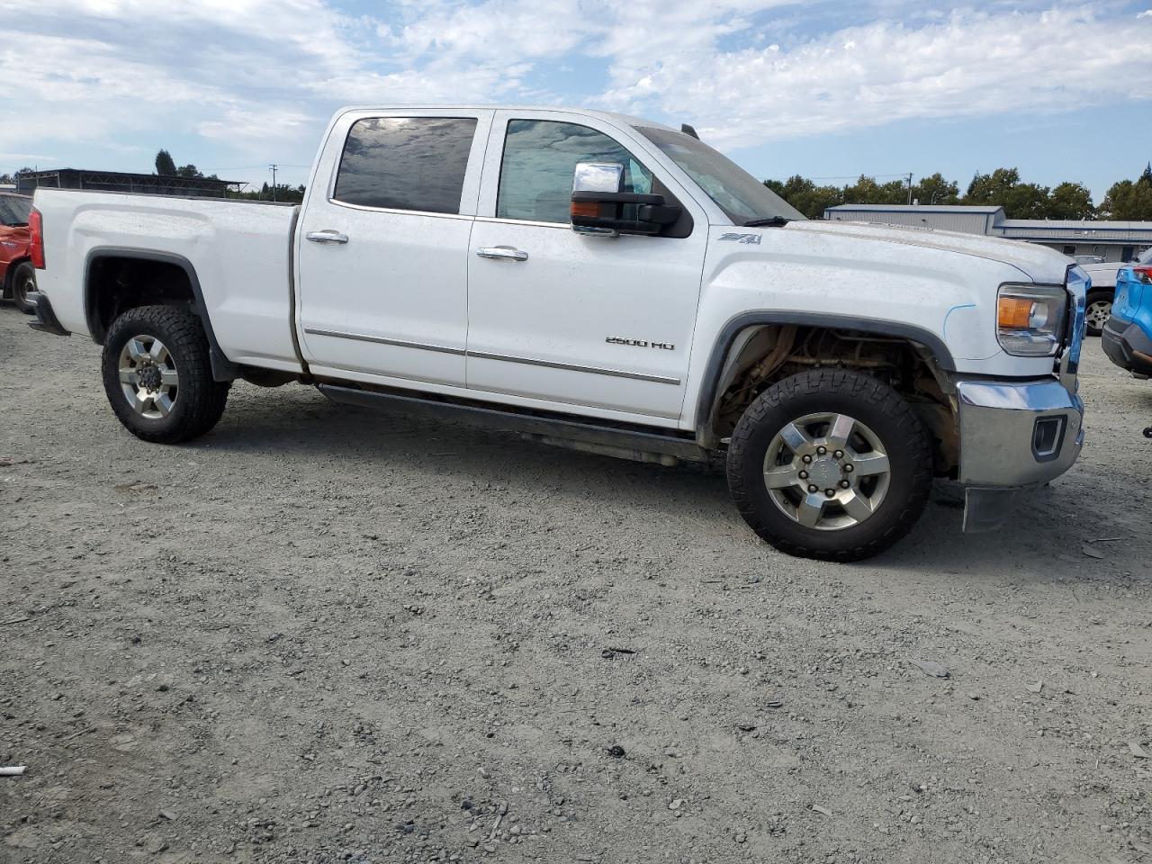 GMC Sierra K2500 Slt Image 2