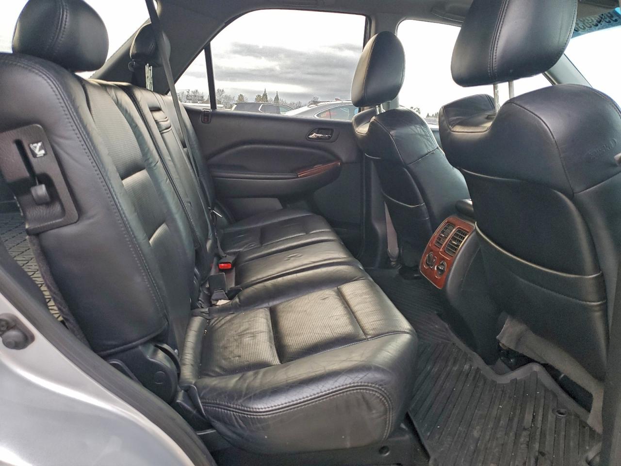 Acura MDX Touring Image 14