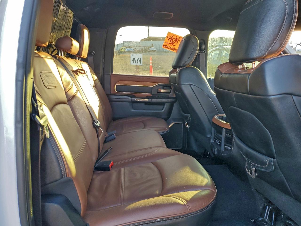 Ram 2500 Longhorn Image 11