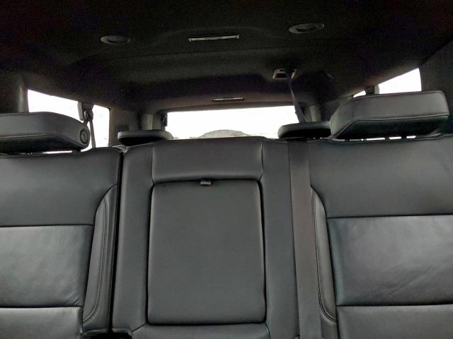 Chevrolet Suburban C1500 Lt Image 8