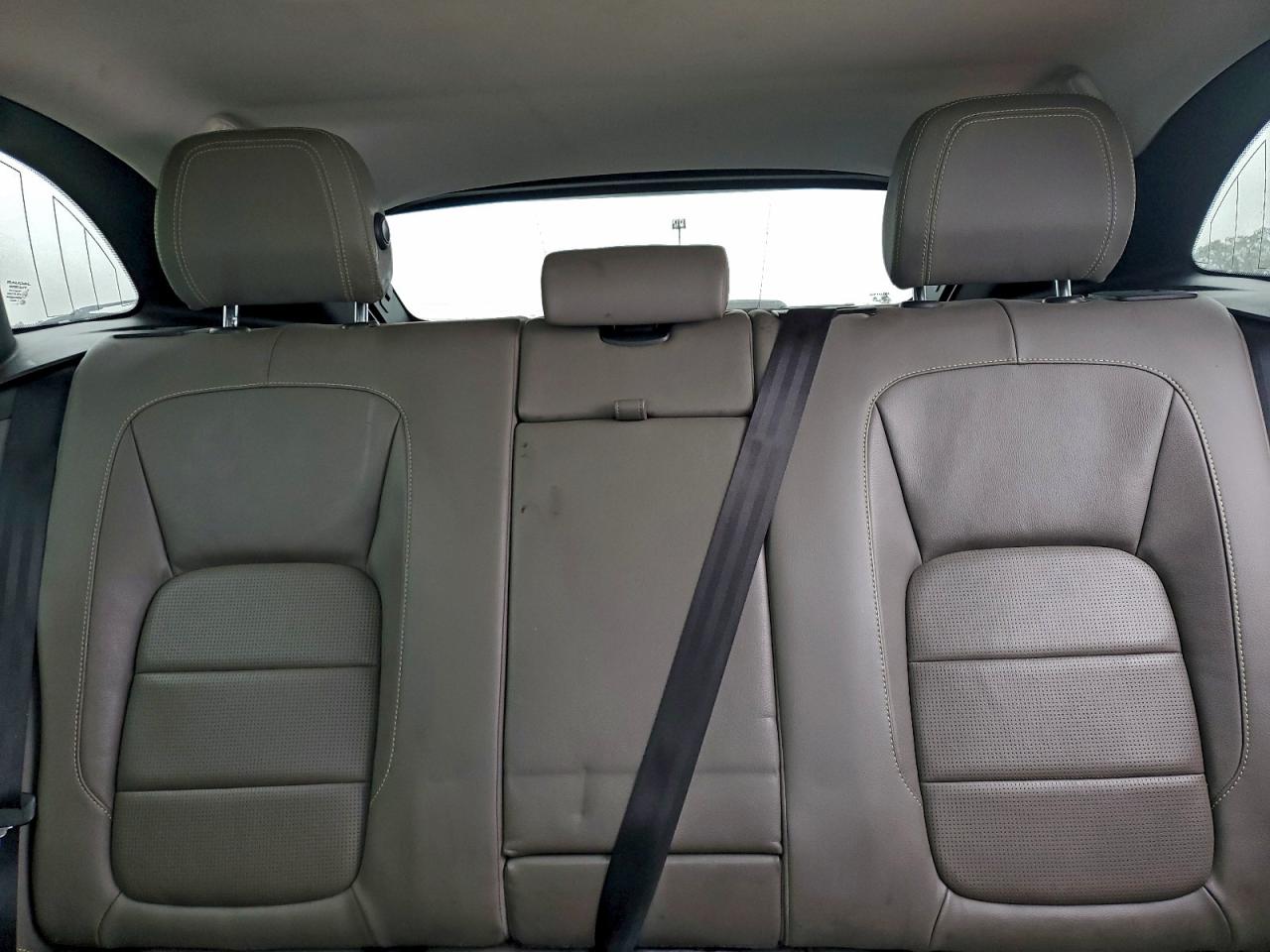 Jaguar F-PACE R - Sport Image 4