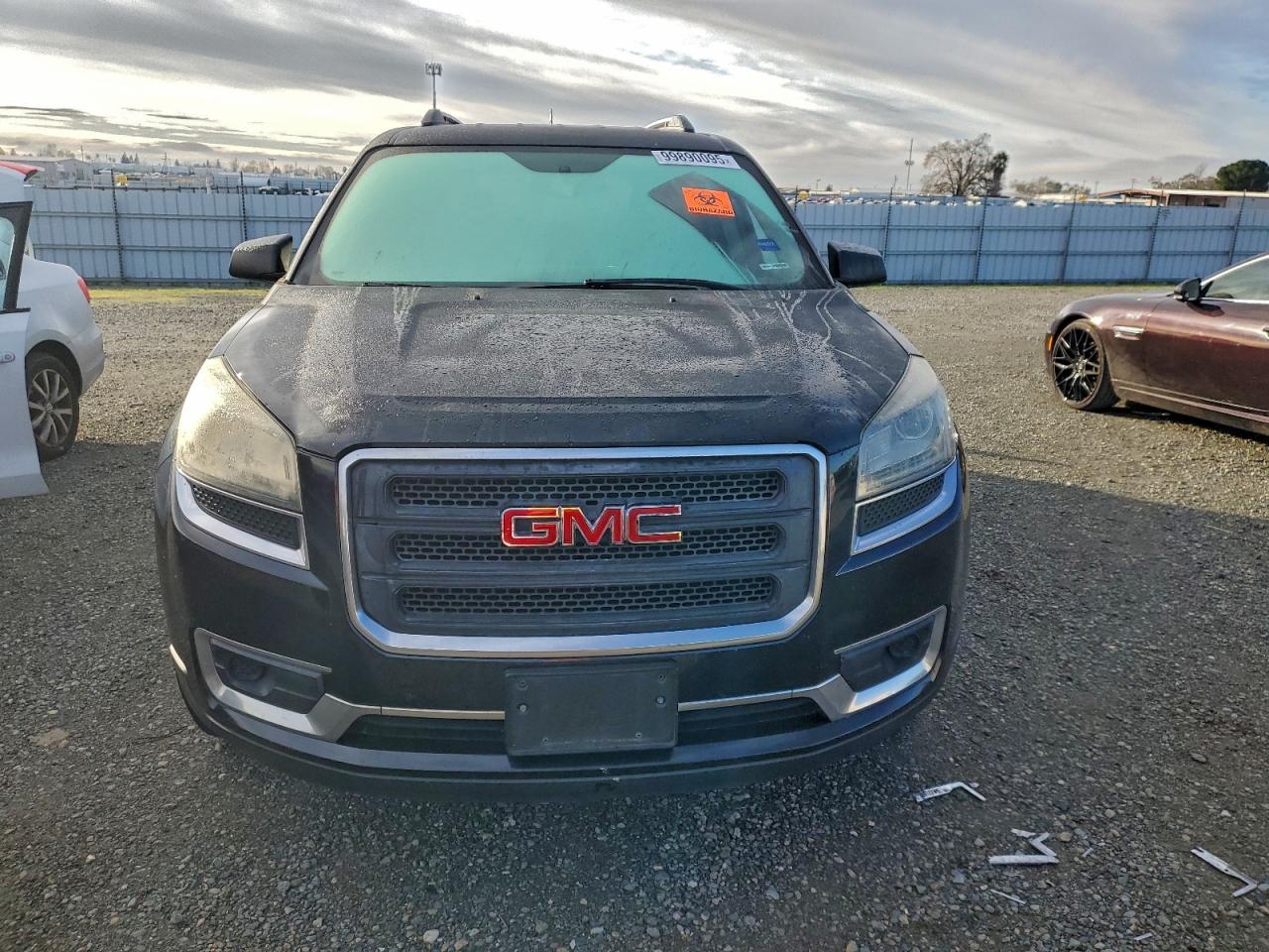 GMC Acadia Sle Image 3