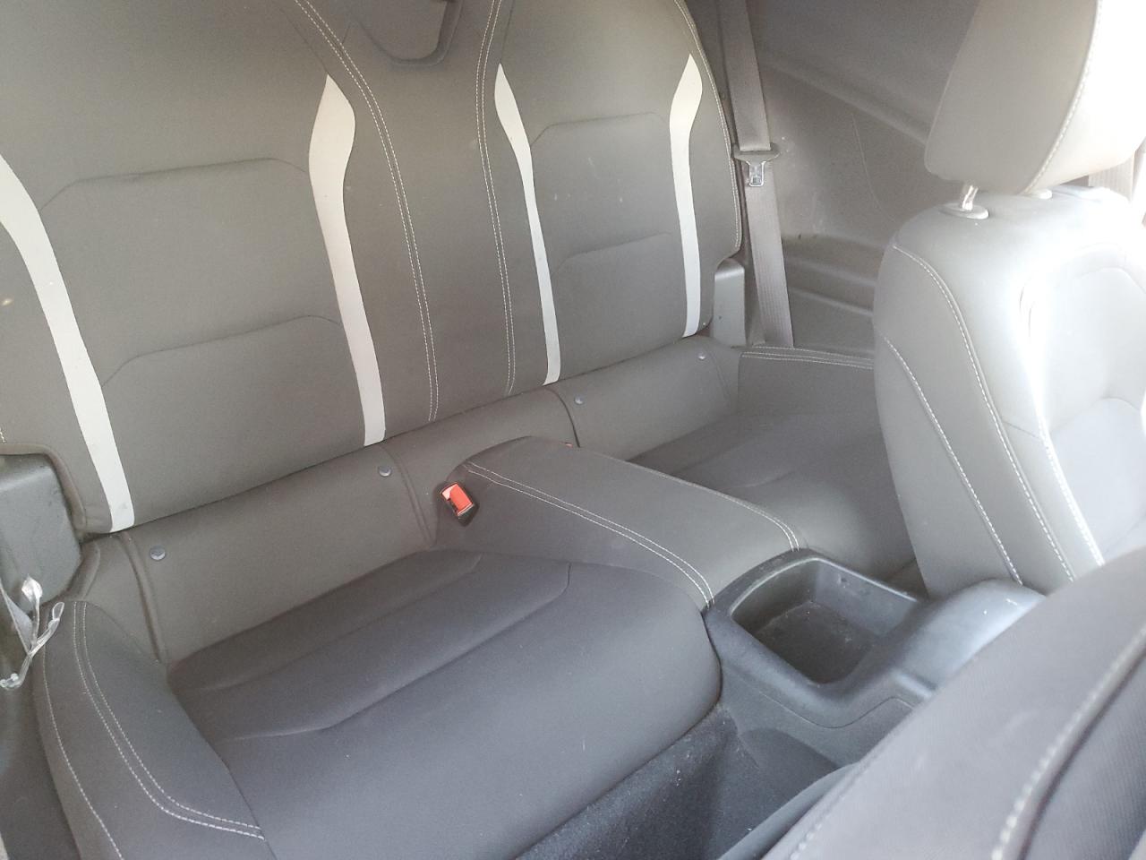 Chevrolet Camaro Lt Image 3