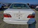 Mercedes-Benz E-Class 320 Image 5
