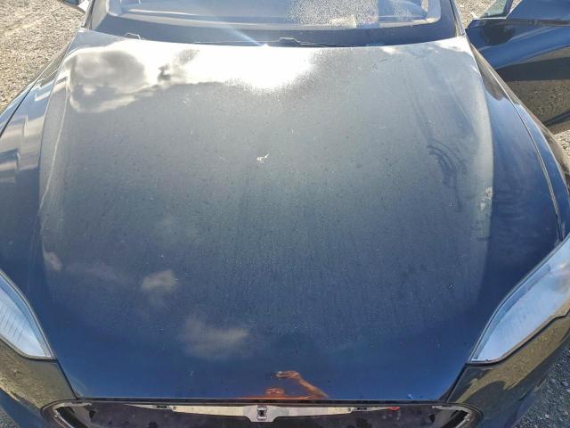 Tesla Model S Image 6