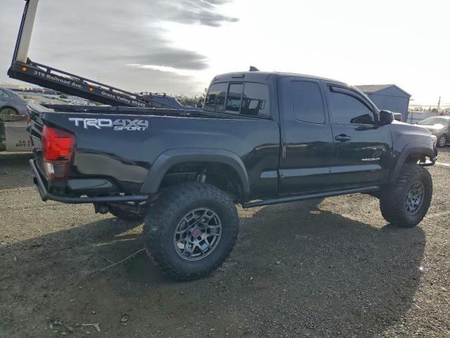 Toyota Tacoma Access Cab Image 5