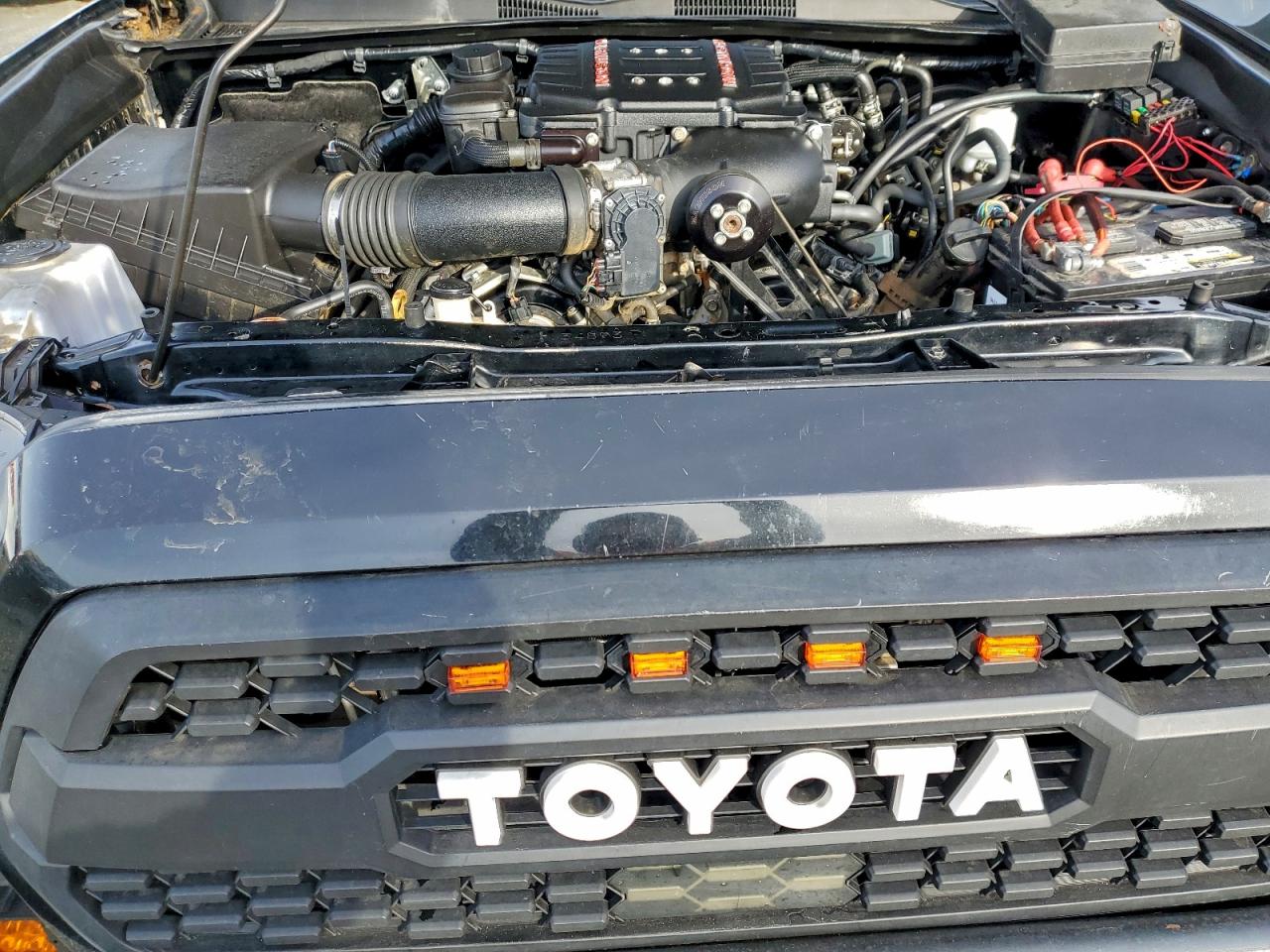 Toyota Tacoma Access Cab Image 4