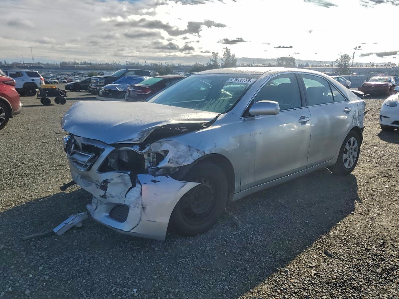 Toyota Camry Base Image 1