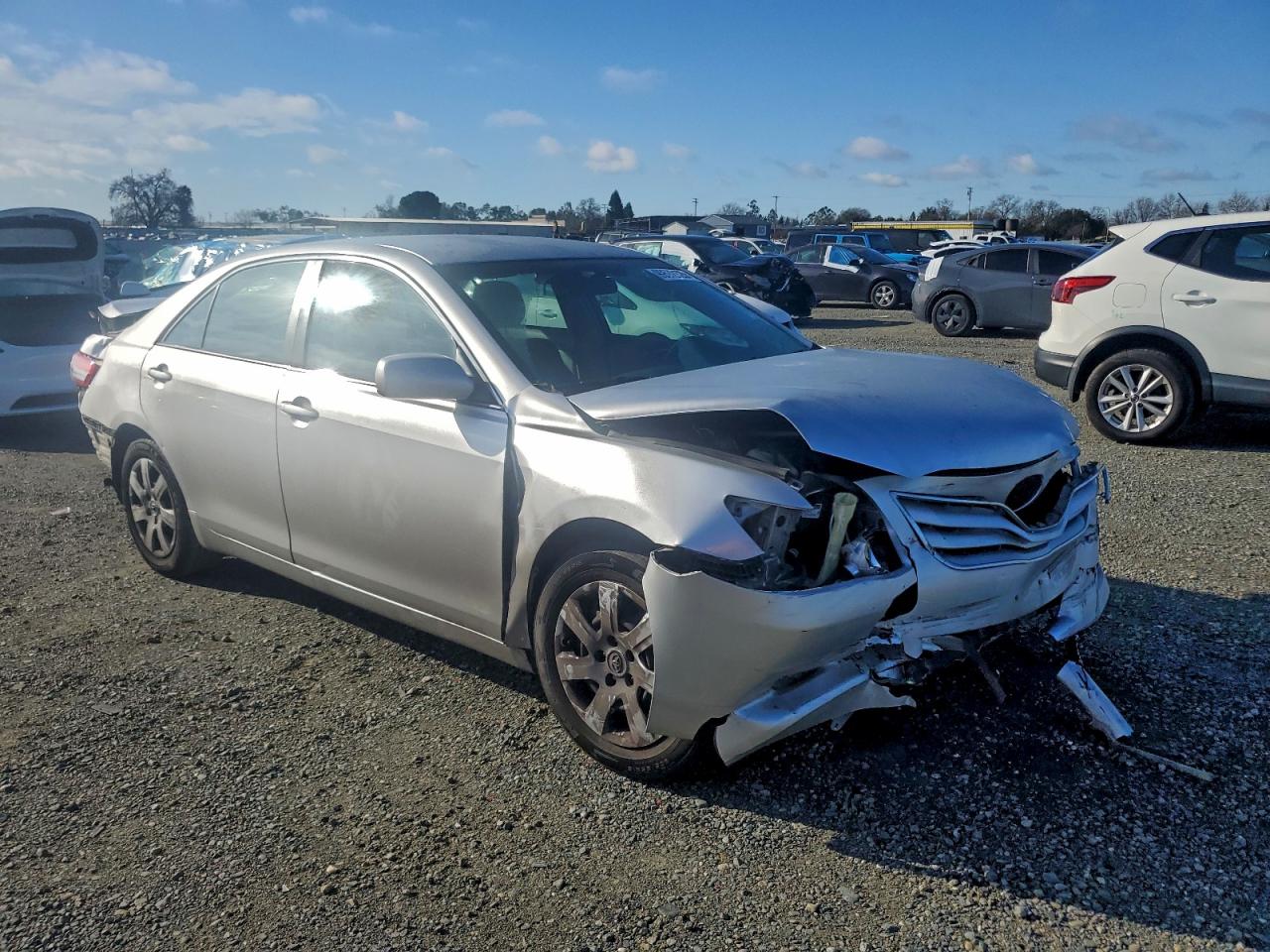 Toyota Camry Base Image 8