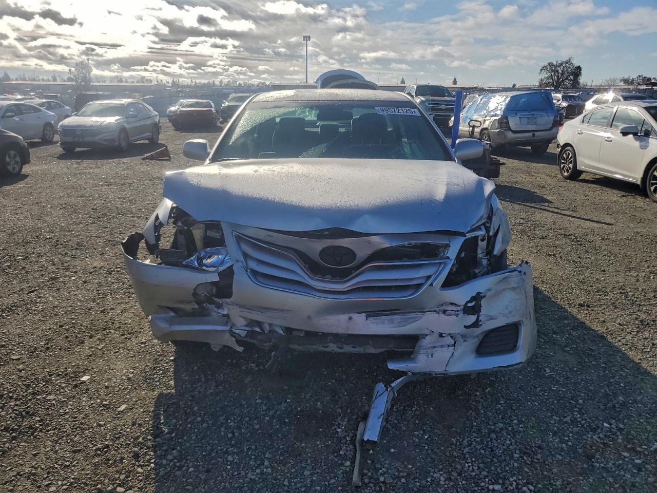 Toyota Camry Base Image 6