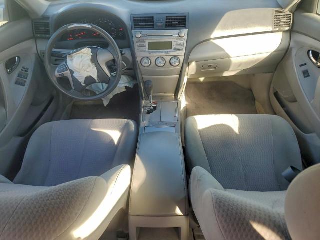 Toyota Camry Base Image 10