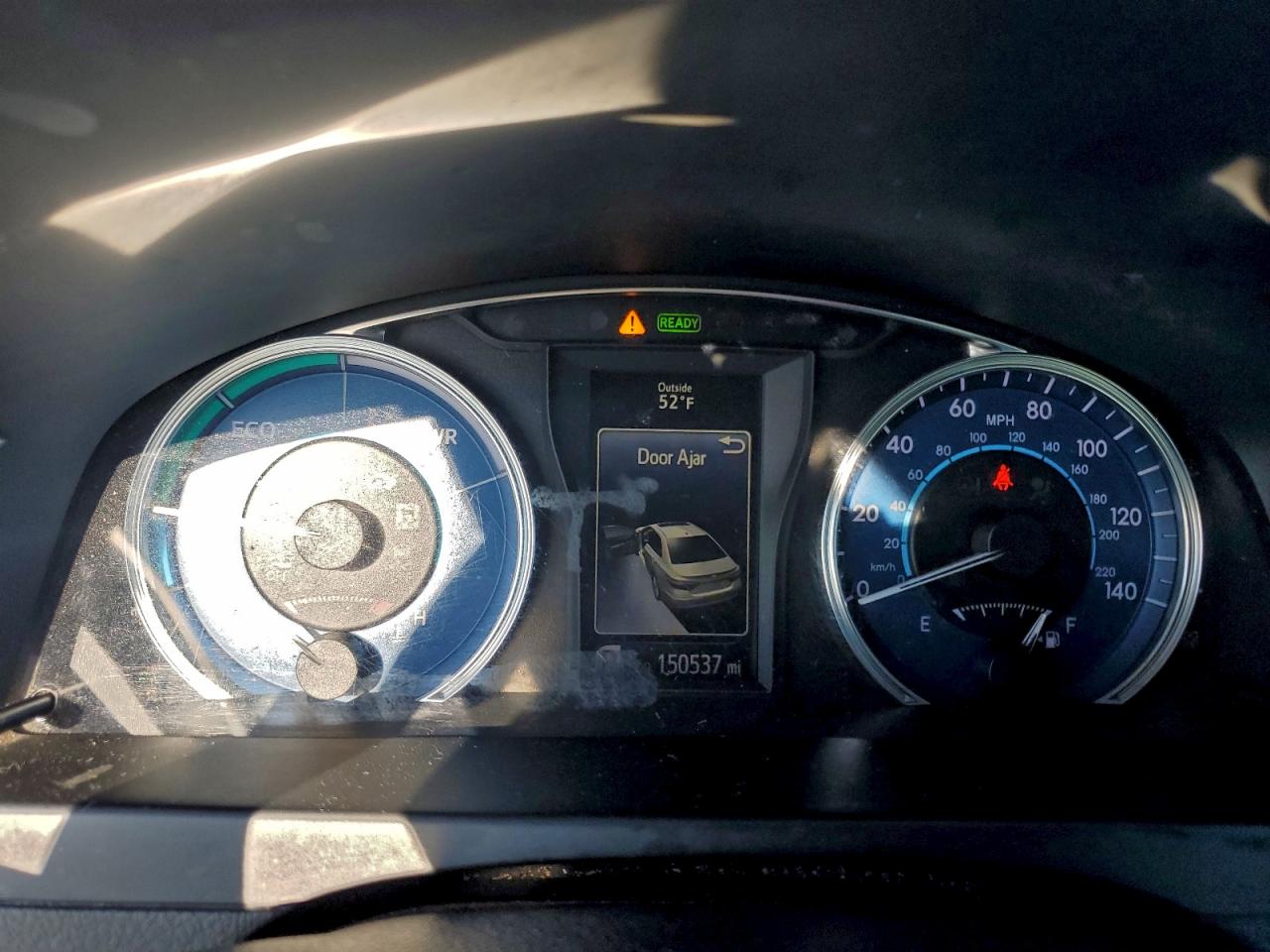 Toyota Camry Hybrid Image 7